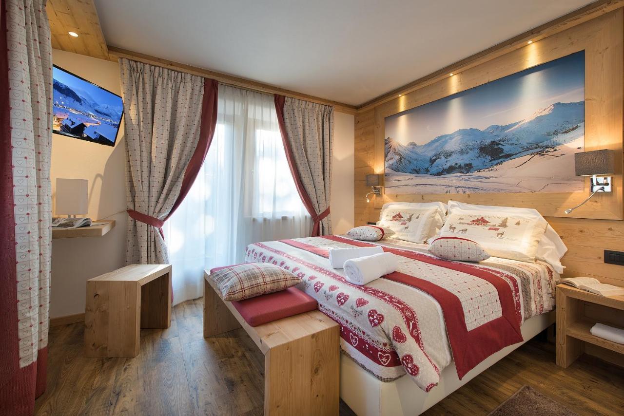 Hotel Bucaneve 리비뇨 외부 사진