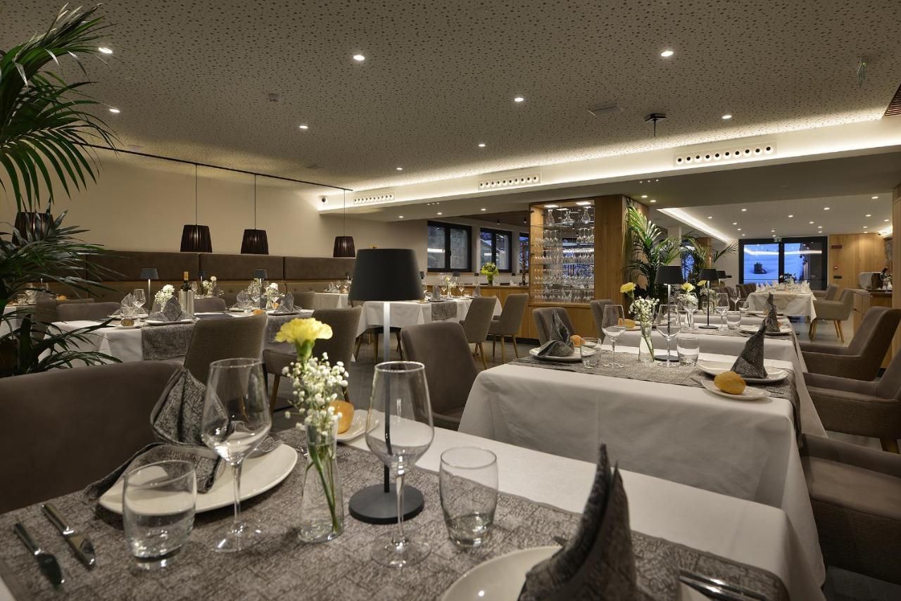 Hotel Bucaneve 리비뇨 외부 사진