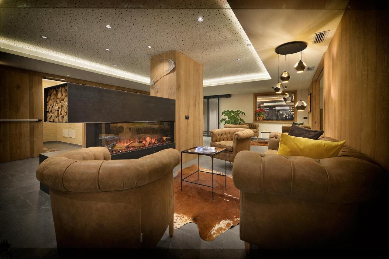 Hotel Bucaneve 리비뇨 외부 사진