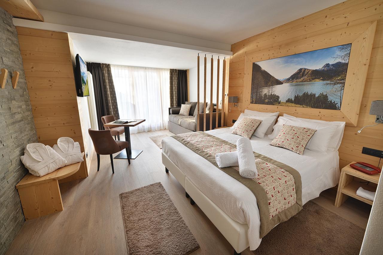 Hotel Bucaneve 리비뇨 외부 사진
