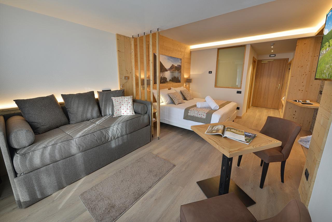 Hotel Bucaneve 리비뇨 외부 사진