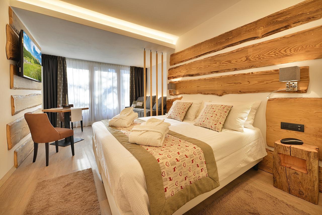 Hotel Bucaneve 리비뇨 외부 사진